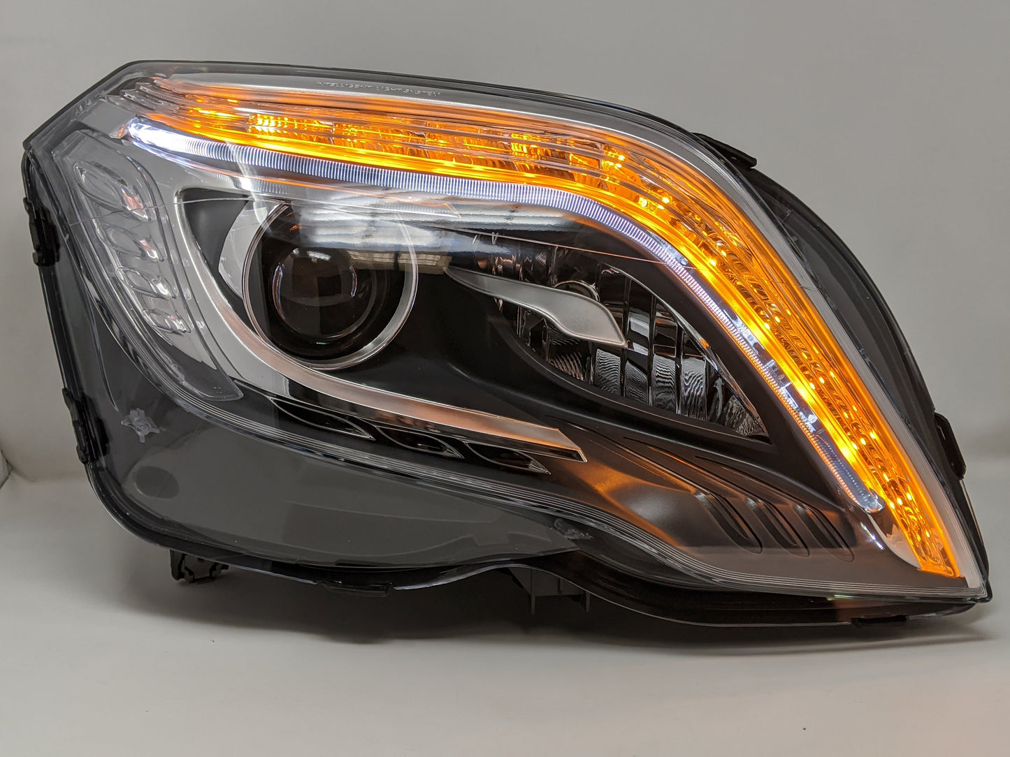 2013-2015 Mercedes GLK250 LED Aftermarket Headlights