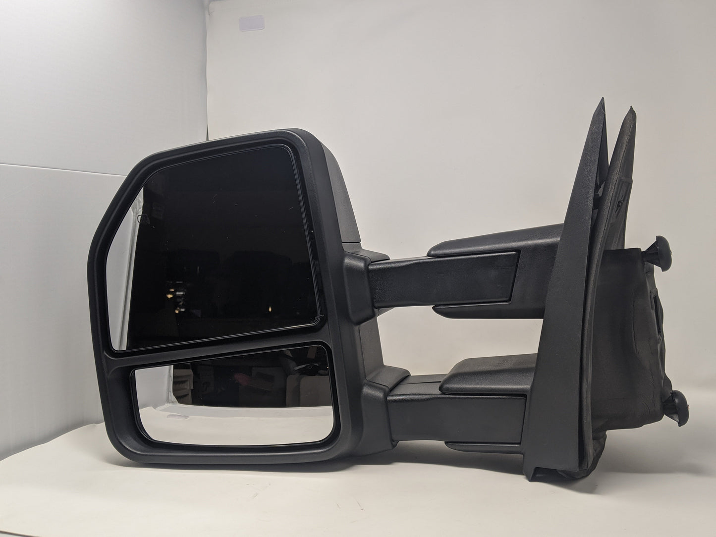 2015-2018 Ford F150 Powered Towing Mirrors ( 22-Pin )