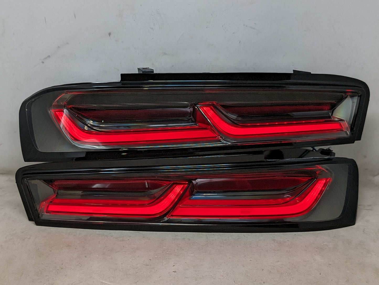 Luces traseras LED ahumadas para Chevy Camaro 2016-2018 