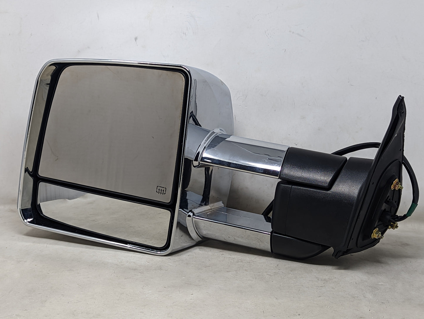 2005-2015 Toyota Tacoma Powered Towing Mirrors