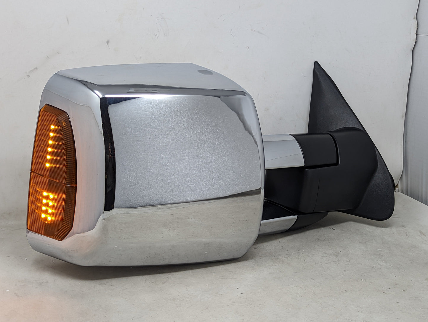 2005-2015 Toyota Tacoma Powered Towing Mirrors